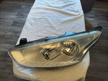 Load image into Gallery viewer, Frontscheinwerfer Ford B-Max AV11-13W030-AE Links Scheinwerfer Headlight