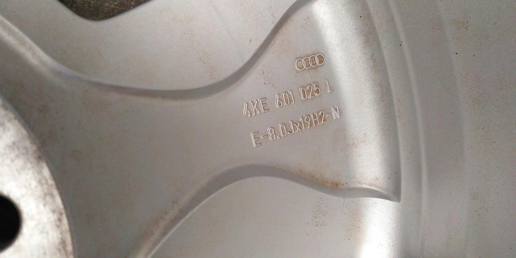 1x Alufelge 19 Zoll 8.0" 5x112 34ET 4KE601025L Audi Rim Wheel