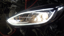 Laden Sie das Bild in den Galerie-Viewer, Frontscheinwerfer Ford Fiesta H1BB-13101-CF Links Scheinwerfer Headlight SCH4068176496to