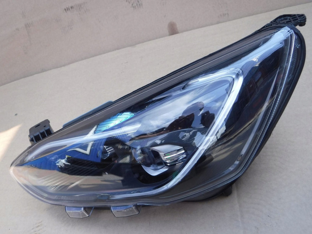 Frontscheinwerfer Ford Focus Ein Stück (Rechts oder Links) Headlight