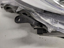 Laden Sie das Bild in den Galerie-Viewer, Frontscheinwerfer Toyota Yaris K0-8EU Full LED Rechts Scheinwerfer Headlight SCH7389572980be