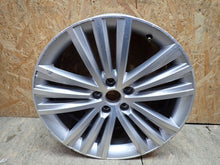 Laden Sie das Bild in den Galerie-Viewer, 1x Alufelge 19 Zoll 8.0&quot; 5x112 44ET 3V0601025G Skoda Superb Iii Rim Wheel