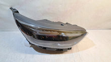 Laden Sie das Bild in den Galerie-Viewer, Frontscheinwerfer Kia Stonic 92102-H8 LED Rechts Scheinwerfer Headlight