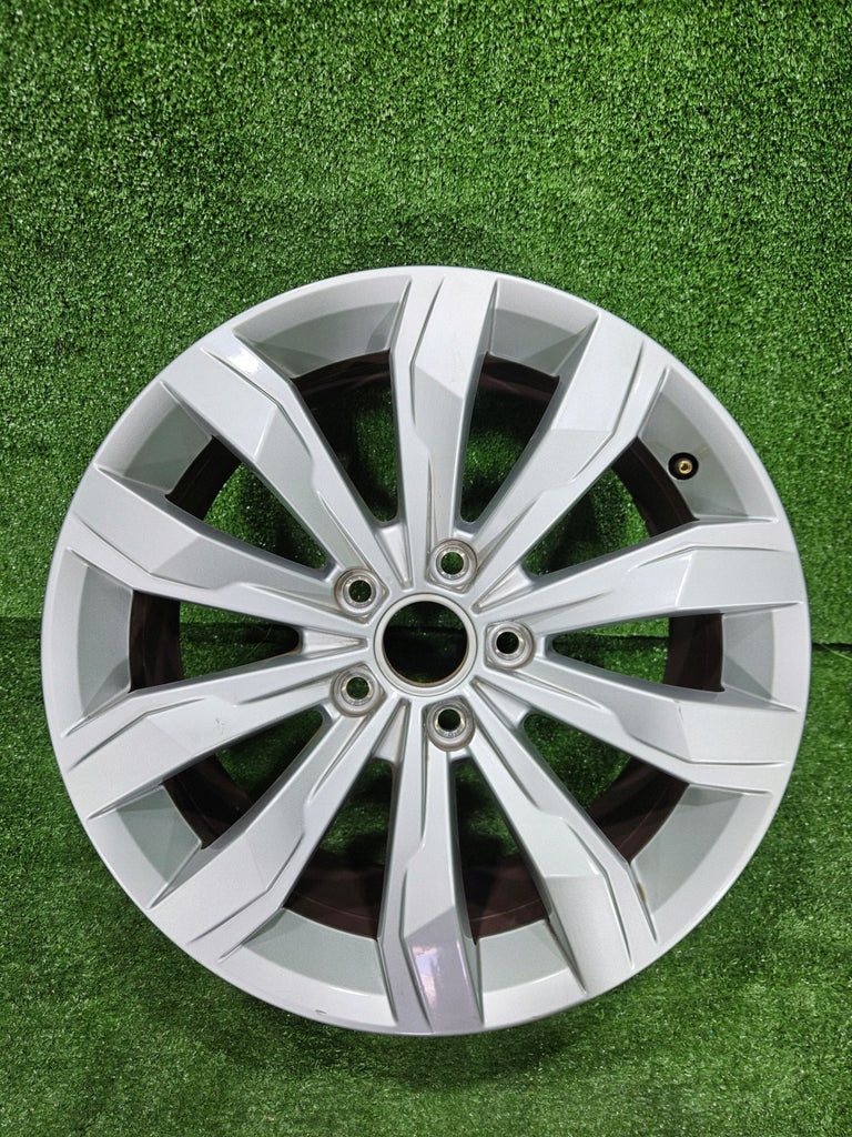 1x Alufelge 17 Zoll 7.0" 5x112 2GA601025A VW T-Roc Troc Rim Wheel FEL9309275589io