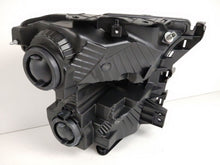Laden Sie das Bild in den Galerie-Viewer, Frontscheinwerfer Ford RZV76557 FALSE Scheinwerfer Headlight SCH8064963137yv