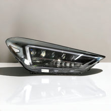 Load image into Gallery viewer, Frontscheinwerfer Hyundai Tucson 92102-D7700 D7921-11A20 LED Rechts Headlight