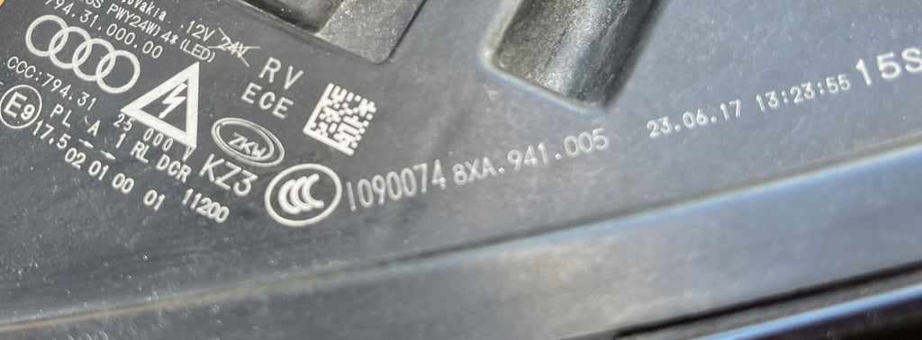 Frontscheinwerfer Audi A1 8XA941005 8XA941043 Xenon Links Scheinwerfer Headlight