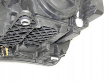 Laden Sie das Bild in den Galerie-Viewer, Frontscheinwerfer Skoda Superb III 3V1941016B Xenon Rechts Headlight