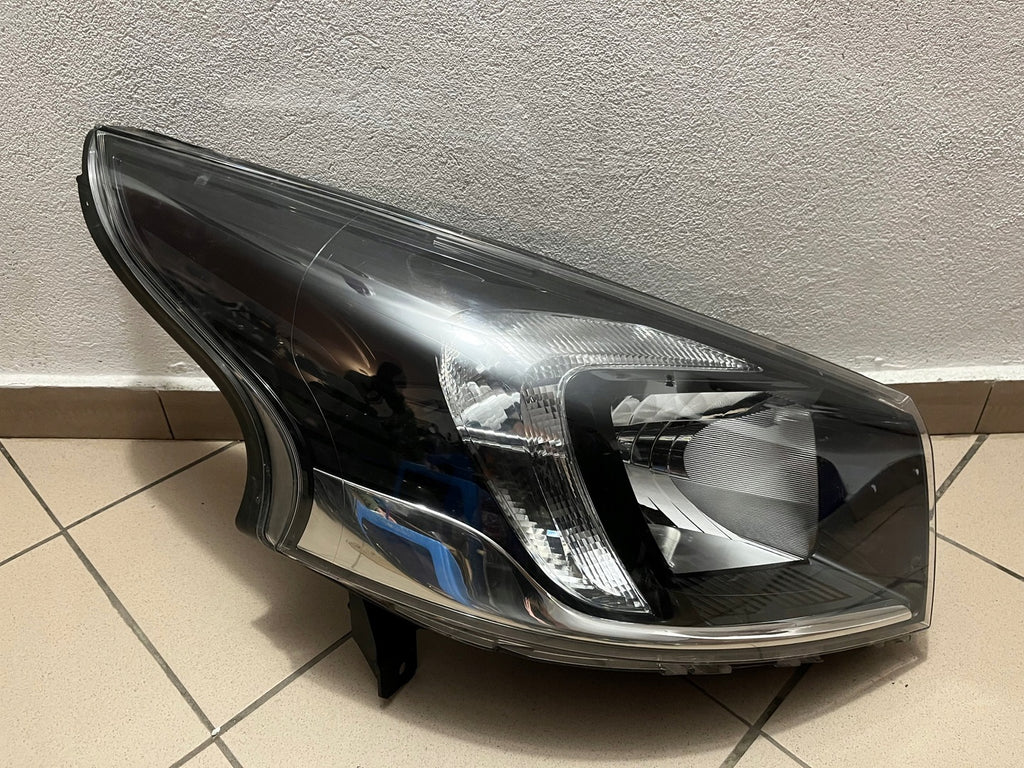 Frontscheinwerfer Opel Vivaro A B Trafic III 260104643R Rechts Headlight SCH4891753914oa