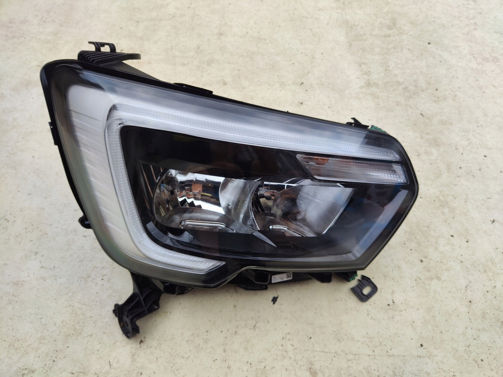 Frontscheinwerfer Renault Master III 260105567R Rechts Scheinwerfer Headlight SCH4635318680ul