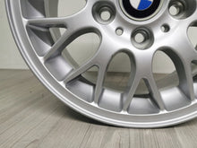 Laden Sie das Bild in den Galerie-Viewer, 1x Alufelge 15 Zoll 6.5&quot; 5x120 1095336 BMW E36 E38 E34 Rim Wheel