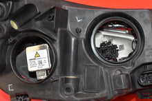 Laden Sie das Bild in den Galerie-Viewer, Frontscheinwerfer Ford Focus -1046677-BM51-13D155-JA Links Headlight SCH8800037935dc