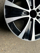 Laden Sie das Bild in den Galerie-Viewer, 1x Alufelge 18 Zoll 8.0" 5x112 43ET Glanz Schwarz A2134013700 Mercedes-Benz W213 FEL8508481613iw