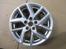 Laden Sie das Bild in den Galerie-Viewer, 1x Alufelge 17 Zoll 6.5&quot; 5x114.3 40ET 403002509R Renault Rim Wheel