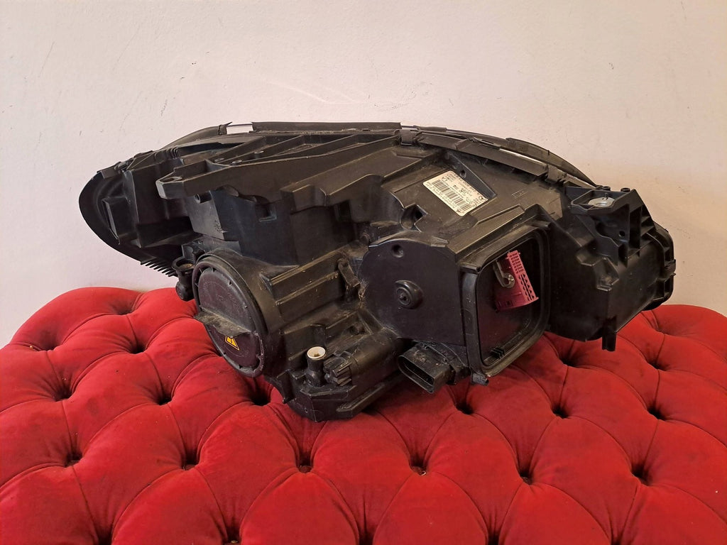 Frontscheinwerfer Mercedes-Benz W246 0301271271 A2468207161 LE10A6247 Links SCH2286967719il