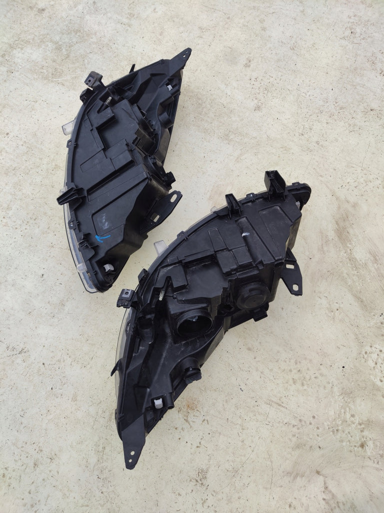 Frontscheinwerfer Renault Scenic 260106928R Ein Satz Scheinwerfer Headlight SCH2789650990qb