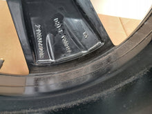 Laden Sie das Bild in den Galerie-Viewer, 1x Alufelge 18 Zoll 8.0&quot; 5x108 42ET 31471312 Volvo Rim Wheel