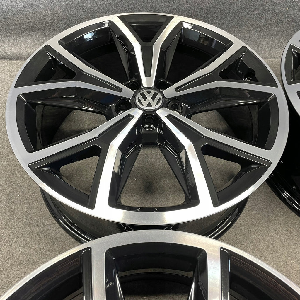 4x Alufelge 18 Zoll 7.0" 5x100 2GM601025F VW T-Cross Rim Wheel