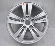 Laden Sie das Bild in den Galerie-Viewer, 1x Alufelge 16 Zoll 6.5" 5x114.3 31 5ET Glanz Silber 529103U100 Kia Sportage FEL3369704961pp