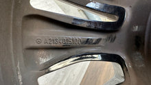 Load image into Gallery viewer, 1x Alufelge 17 Zoll 7.5" 5x112 40ET A2134015100 Mercedes-Benz W213 Rim Wheel FEL2396201266vd