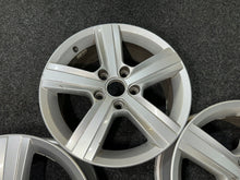 Laden Sie das Bild in den Galerie-Viewer, 4x Alufelge 16 Zoll 6.5" 5x112 46ET 5G0601025BN VW Golf VII Caddy Iv Rim Wheel FEL7400272460ny