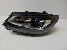 Load image into Gallery viewer, Frontscheinwerfer VW Touran 1T1941751E Xenon Ein Stück (Rechts oder Links)