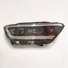 Laden Sie das Bild in den Galerie-Viewer, Frontscheinwerfer VW T-Roc 2GA941036 Rechts Scheinwerfer Headlight