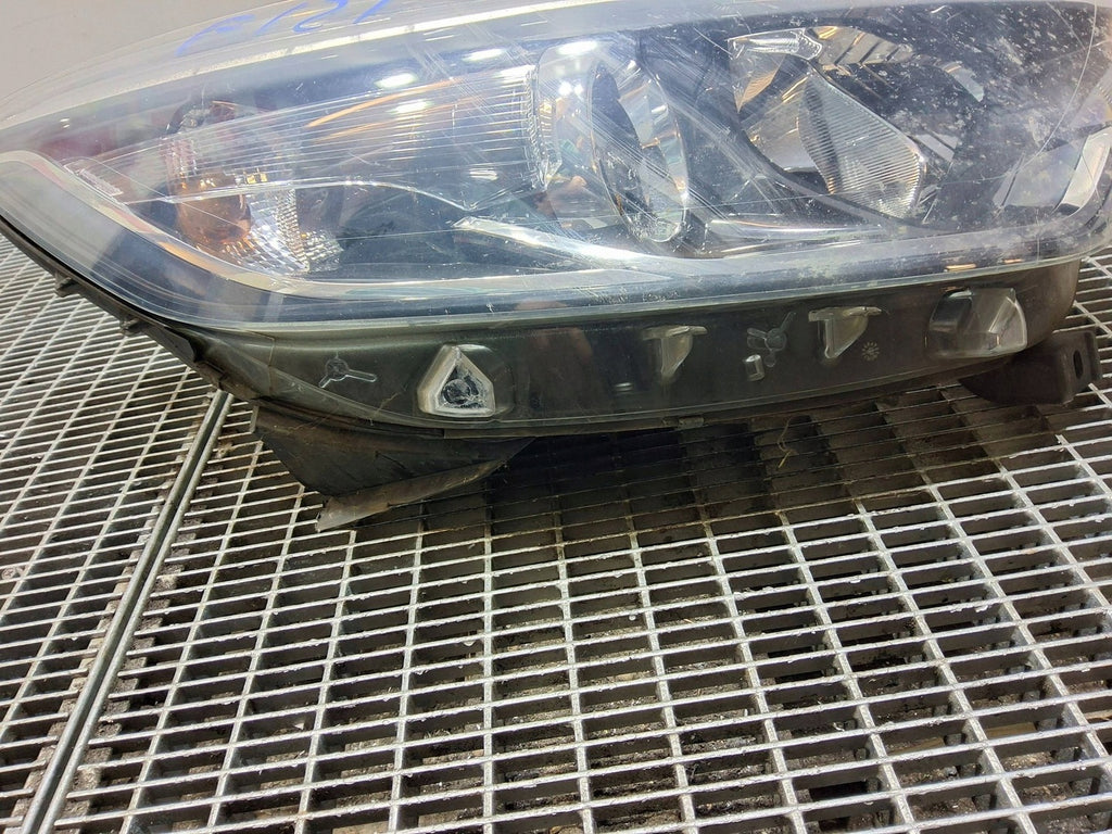 Frontscheinwerfer Renault Captur 1305237130 Rechts Scheinwerfer Headlight SCH6357976418io