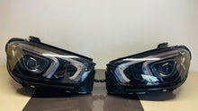 Laden Sie das Bild in den Galerie-Viewer, Frontscheinwerfer Mercedes-Benz Gle A1679061200 A1679061300 LED Links Headlight