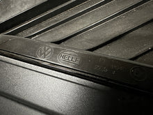 Laden Sie das Bild in den Galerie-Viewer, Frontscheinwerfer VW Touareg 761941081 LED Links Scheinwerfer Headlight