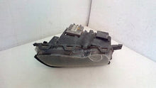 Laden Sie das Bild in den Galerie-Viewer, Frontscheinwerfer BMW E46 Rechts Scheinwerfer Headlight