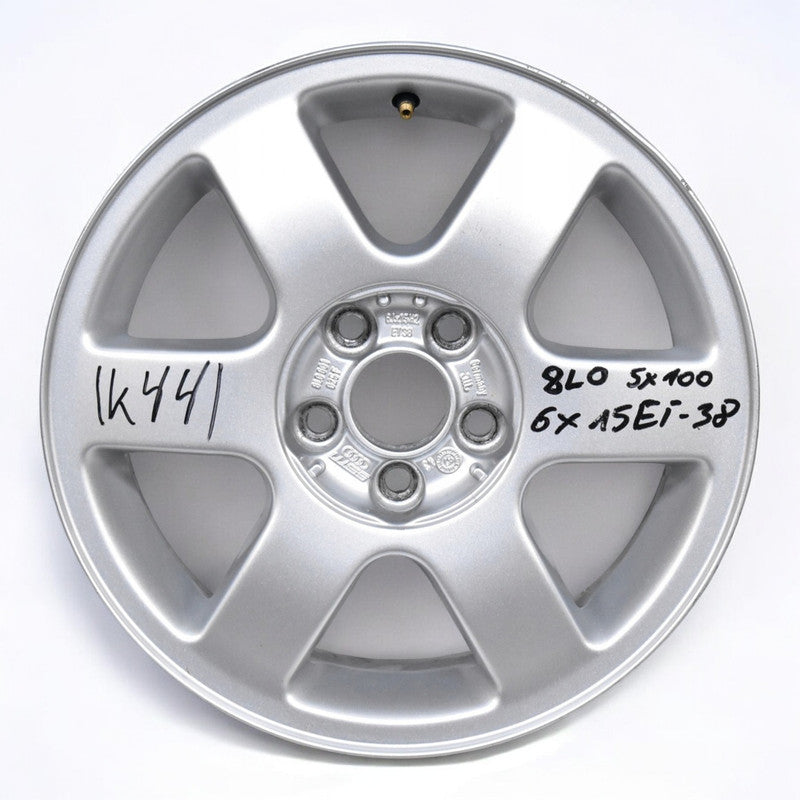 1x Alufelge 15 Zoll 6.0" 5x100 38ET Glanz Silber 8L0601025F Audi A3 Rim Wheel