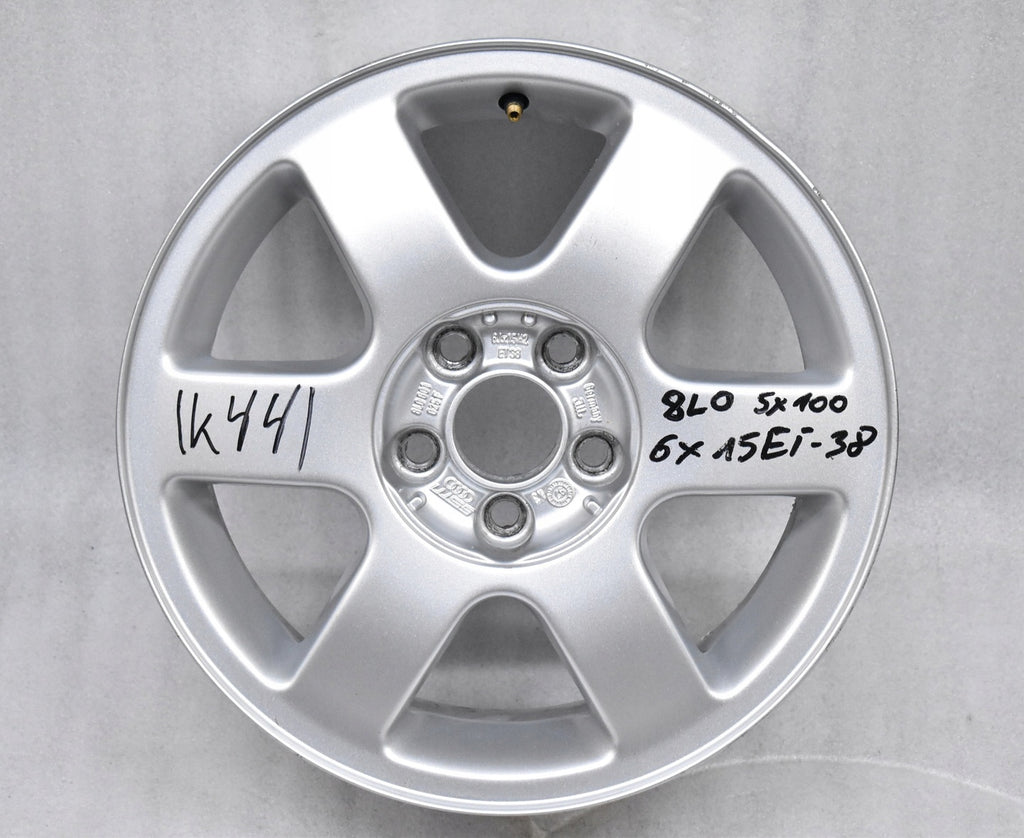 1x Alufelge 15 Zoll 6.0" 5x100 38ET Glanz Silber 8L0601025F Audi A3 Rim Wheel