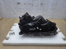 Laden Sie das Bild in den Galerie-Viewer, Frontscheinwerfer VW Amarok 90026081 Links Scheinwerfer Headlight SCH9623135144ne