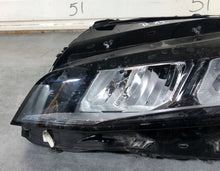 Laden Sie das Bild in den Galerie-Viewer, Frontscheinwerfer Peugeot 308 98516733 Full LED Links Scheinwerfer Headlight SCH8766607902kg