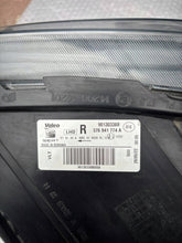 Laden Sie das Bild in den Galerie-Viewer, Frontscheinwerfer Seat Ateca 576941773A 576941774A Full LED Rechts oder Links