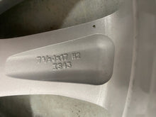 Laden Sie das Bild in den Galerie-Viewer, 1x Alufelge 17 Zoll 7.5&quot; 5x120 43ET Glanz Silber 6796206 BMW 1 F21 F20 Rim Wheel