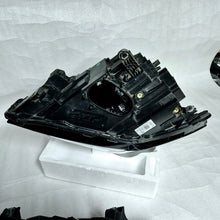 Load image into Gallery viewer, Frontscheinwerfer BMW X1 F48 6311-5A01172-02 LED Rechts Scheinwerfer Headlight SCH1529807537po