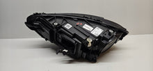 Laden Sie das Bild in den Galerie-Viewer, Frontscheinwerfer Mercedes-Benz Cla A1189068400 LED Rechts Headlight SCH9289749362uz
