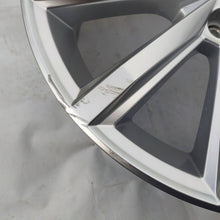 Load image into Gallery viewer, 1x Alufelge 17 Zoll 7.0" 5x112 40ET Glanz Silber 3G0601025BP VW Passat B8 Beetle FEL3565813915xy