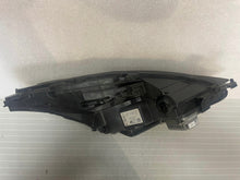 Load image into Gallery viewer, Frontscheinwerfer Tesla Model 1514952-20-E LED Links Scheinwerfer Headlight SCH3879315754ov