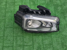 Laden Sie das Bild in den Galerie-Viewer, Frontscheinwerfer Hyundai Kona 92102-J9000 Rechts Scheinwerfer Headlight SCH7250731855au