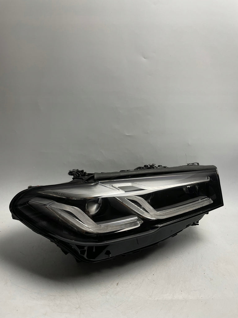 Frontscheinwerfer BMW 5 G30 5A388C8-04 LED Ein Stück (Rechts oder Links) SCH3649470385cz