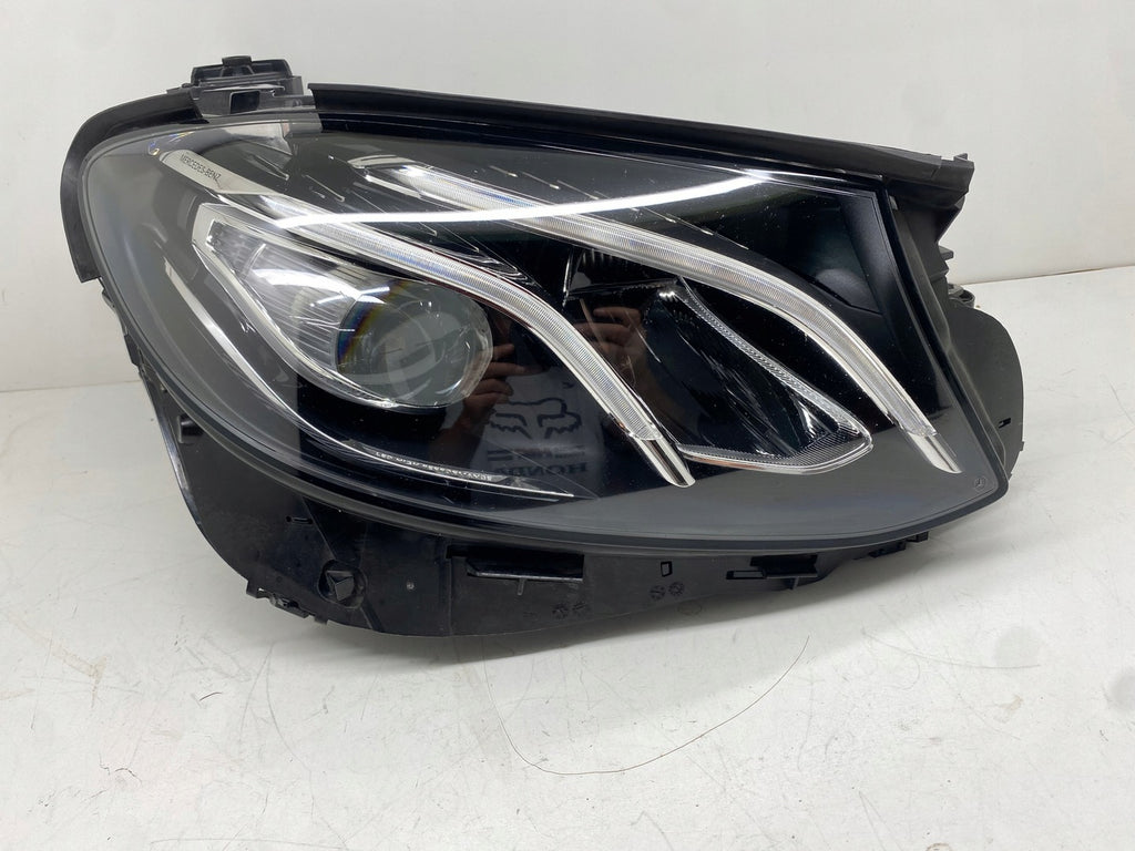 Frontscheinwerfer Mercedes-Benz W213 A2139067806 LED Rechts Headlight SCH9170317996xo