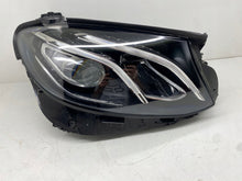 Laden Sie das Bild in den Galerie-Viewer, Frontscheinwerfer Mercedes-Benz W213 A2139067806 LED Rechts Headlight SCH9170317996xo