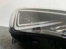 Laden Sie das Bild in den Galerie-Viewer, Frontscheinwerfer Seat Leon 5FB941008F Rechts Scheinwerfer Headlight SCH2236116358zz