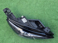 Laden Sie das Bild in den Galerie-Viewer, Frontscheinwerfer Peugeot 308 9677832380-00 Rechts Scheinwerfer Headlight SCH9366967452pf