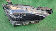 Laden Sie das Bild in den Galerie-Viewer, Frontscheinwerfer Mazda Cx3 D10E-51030- Rechts Scheinwerfer Headlight