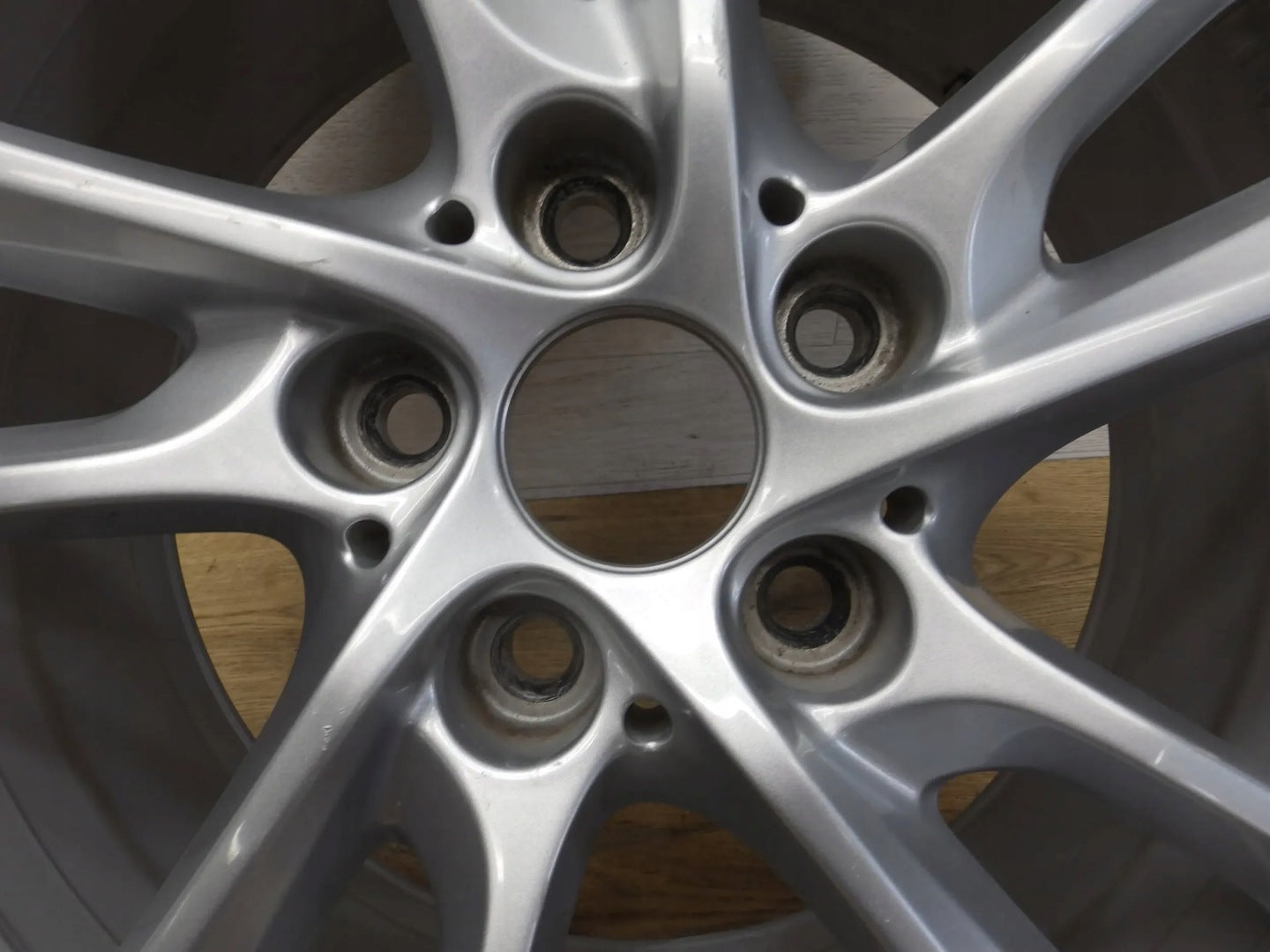 1x Alufelge 16 Zoll 7.0