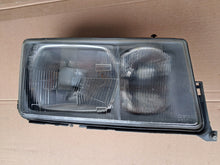 Laden Sie das Bild in den Galerie-Viewer, Frontscheinwerfer Mercedes-Benz 190 W201 A2018207661 Rechts Headlight SCH5040771139eh